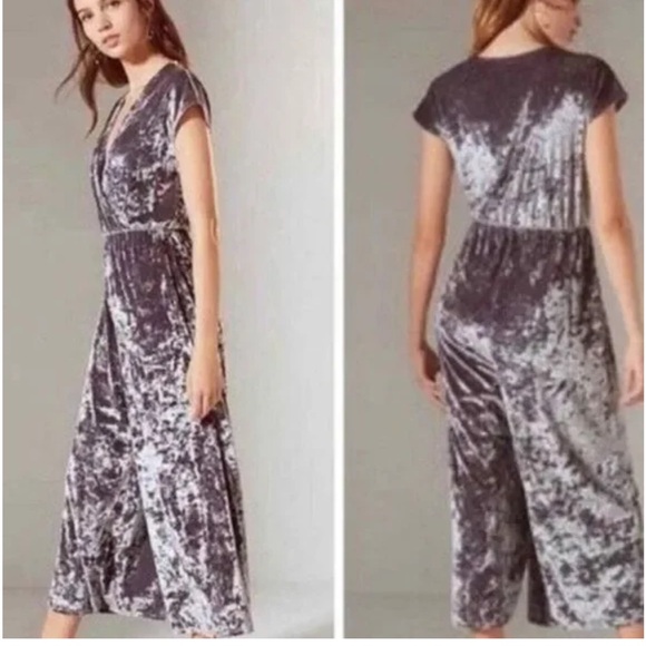 Urban outfitters holiday silver velvet jumpsuit with elastic waist. - Picture 1 of 5